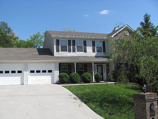 1st image of 8046 Maple Run Ln