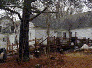 250 N Pond Rd, Chester, NH 03036