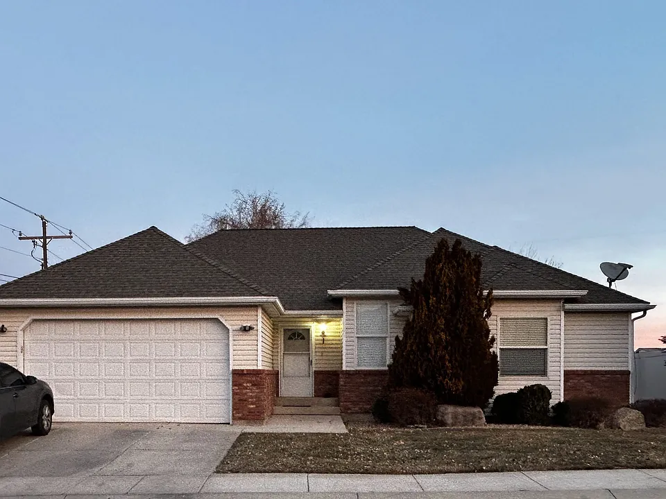 1148 Northfield Rd #1-B