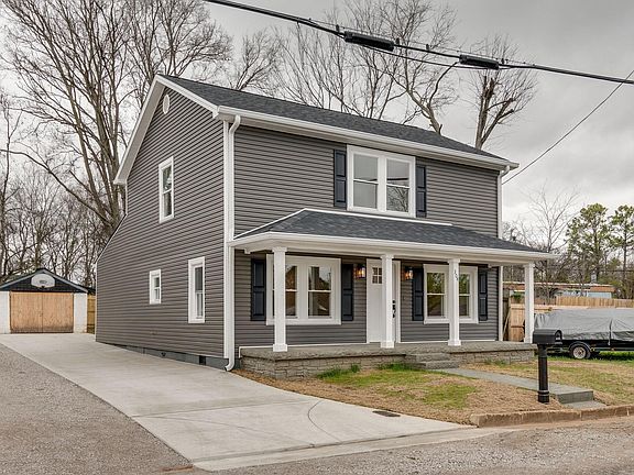 3rd image of 304 Greenwood St