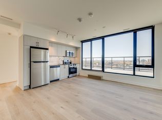 7 Fairbank Ave #801, Toronto, ON M6E3Y5