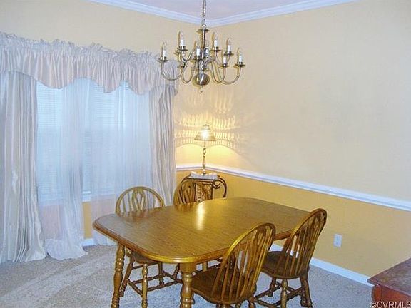 3rd image of 3929 Eagle Dr #11