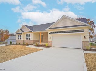 220 Cherry Rdg #73, Tallmadge, OH 44278