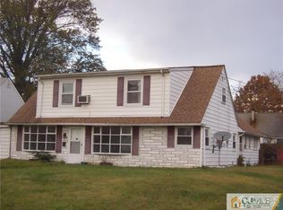 56 Washington Ave, Iselin, NJ 08830
