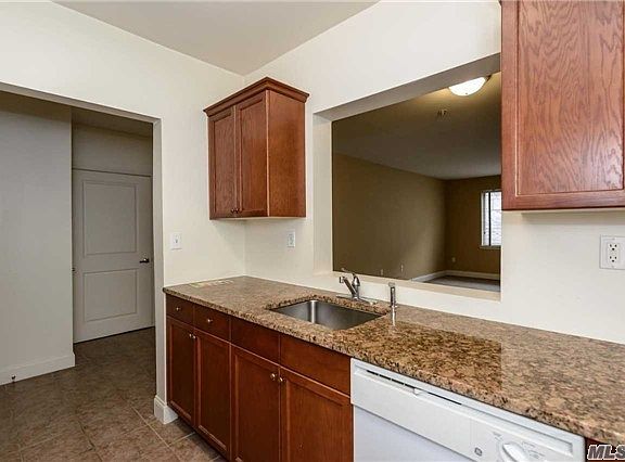 5th image of 130 Post Ave #207