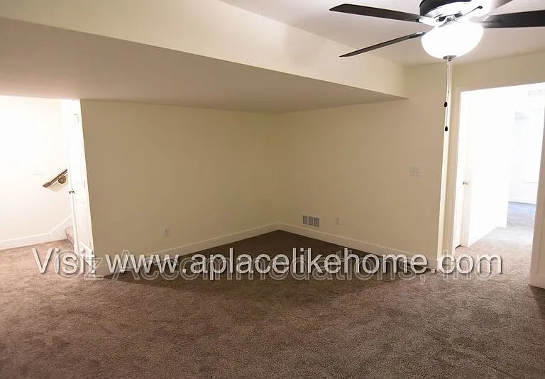 4008 NW 95th Ter — Photo 31