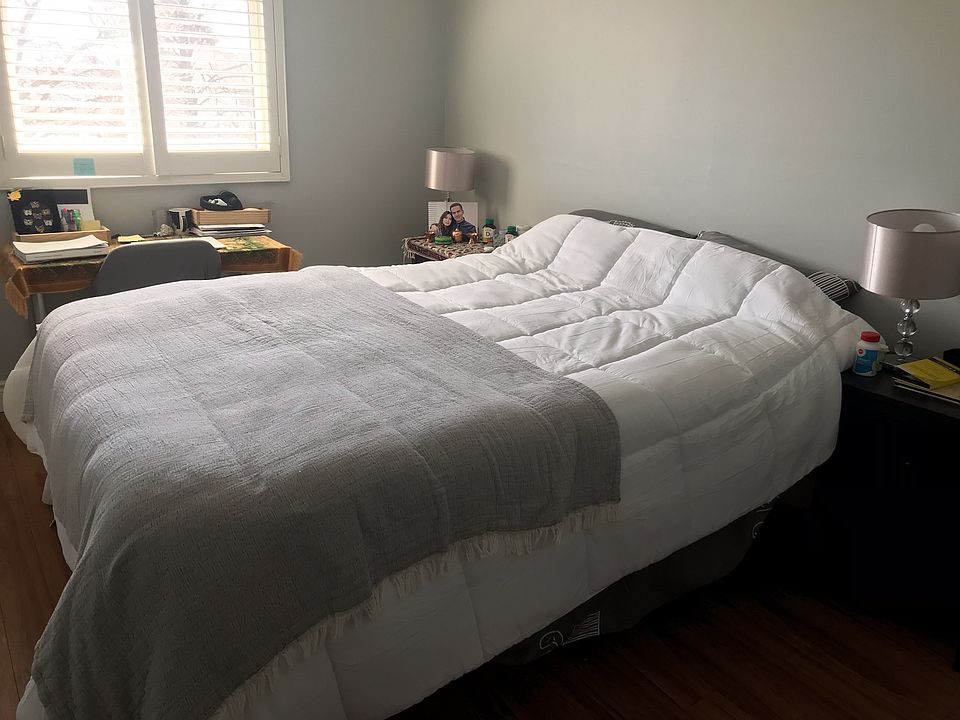 Bedroom A: $980 Private room with Queen sized Bed