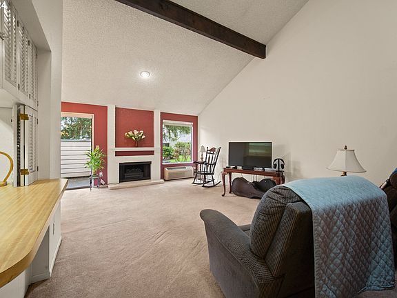 5th image of 4417 NE Plains Way APT 75