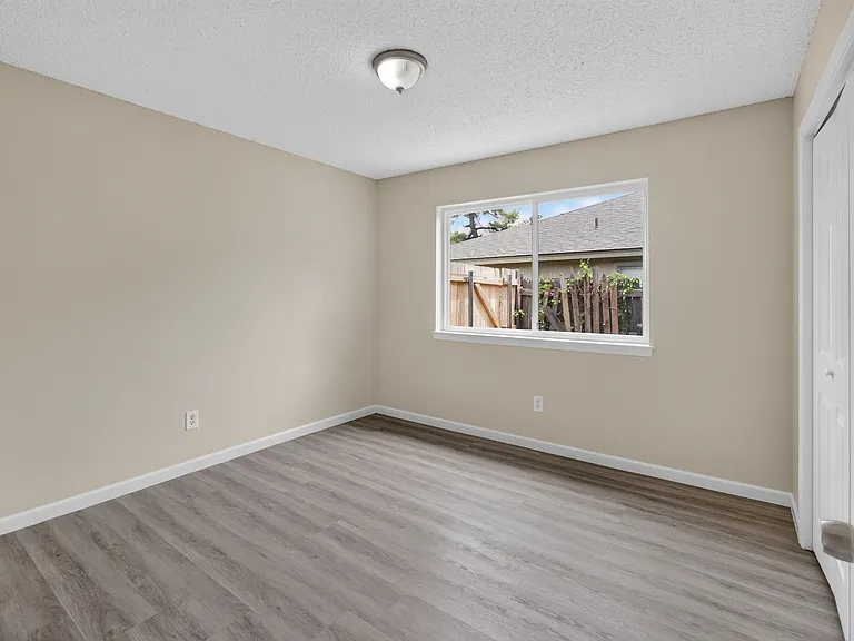 1128 Pleasant Valley Ln #1128 — Photo 12