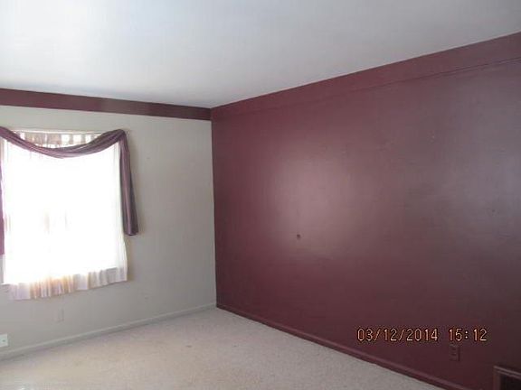 3rd image of 4625 Pinehurst Ave NW