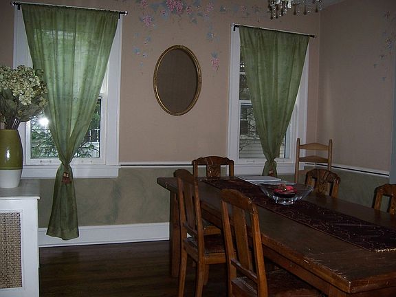 Formal Dining Room w/newer Chandelier 
