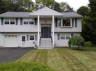 18 Gerry Rd, Poughkeepsie, NY 12603