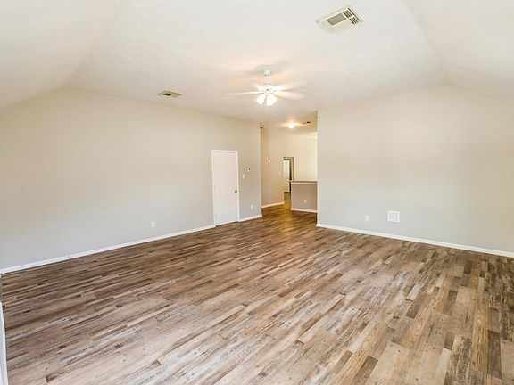 5th image of 1805 Elm Shadow Dr