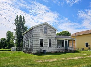 12602 Presbyterian Rd, Knowlesville, NY 14479