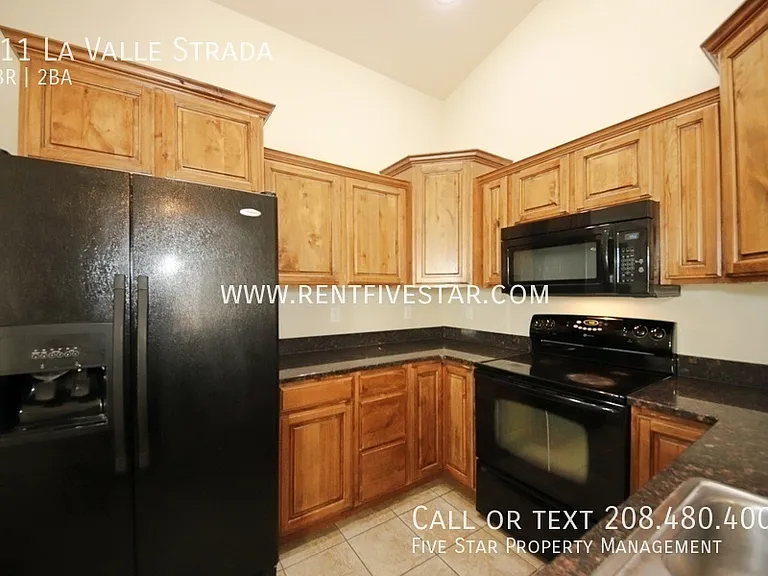 311 La Valle Strada — Photo 8