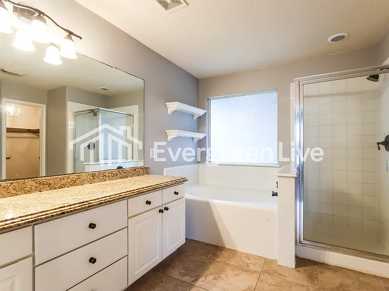 15411 Hickory Dale St — Photo 10