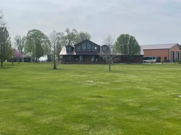 3296 County Road 500 E, Foosland, IL 61843