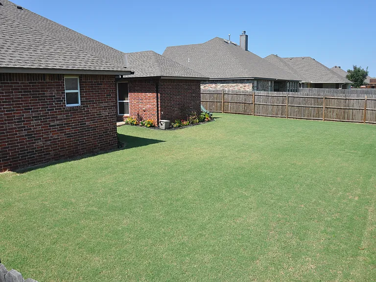 16300 Vallejo Pl — Photo 26