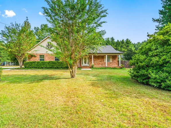 8 Miller Ln, Purvis, MS 39475