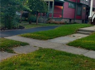 30 Lake View Park, Rochester, NY 14613