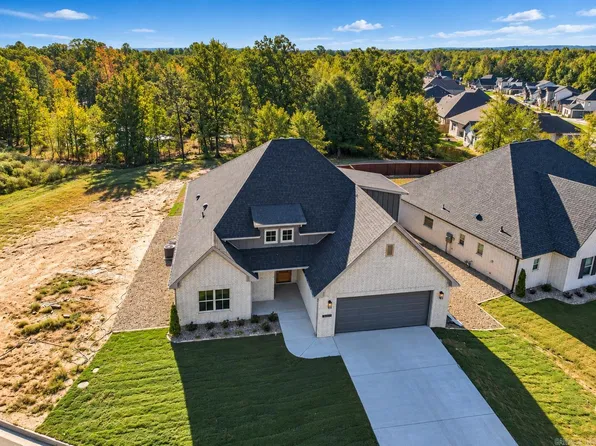 15305 Matterhorn Loop, Maumelle, AR 72113