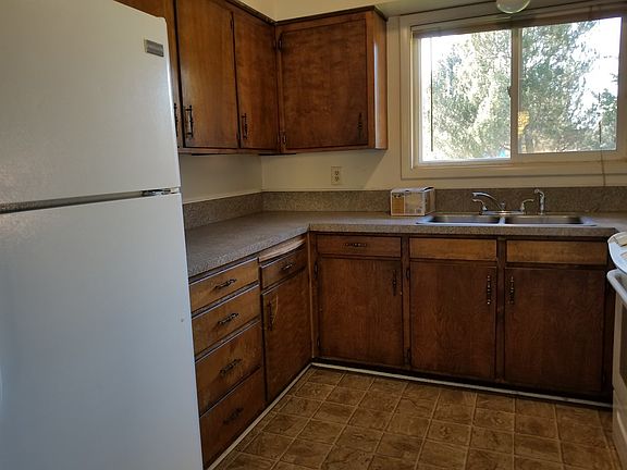 4th image of 547 Neptune Dr