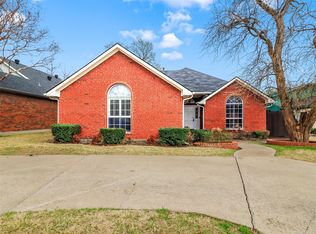 17708 Hillcrest Rd, Dallas, TX 75252