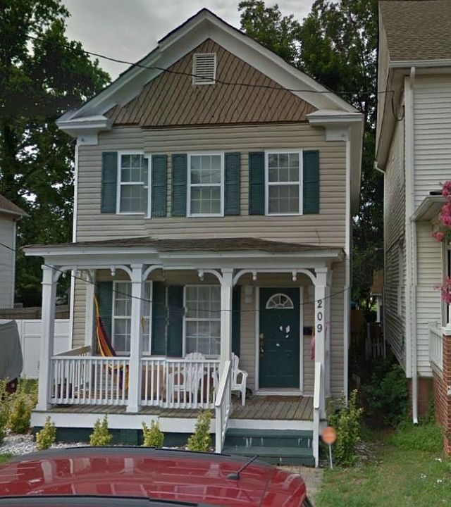 1st image of 209 Poplar Ave