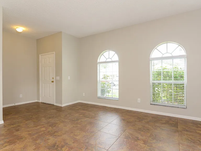 10728 Firebrick Ct — Photo 2
