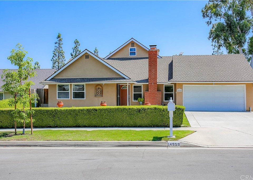 1st image of 14959 Sandalwood Ln