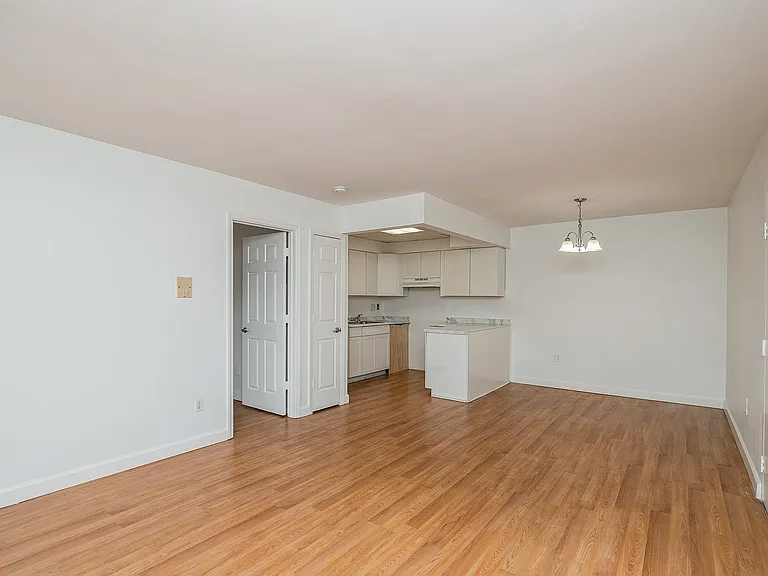 Zen Long Island at Wheatley Heights 55+ Community — Photo 5