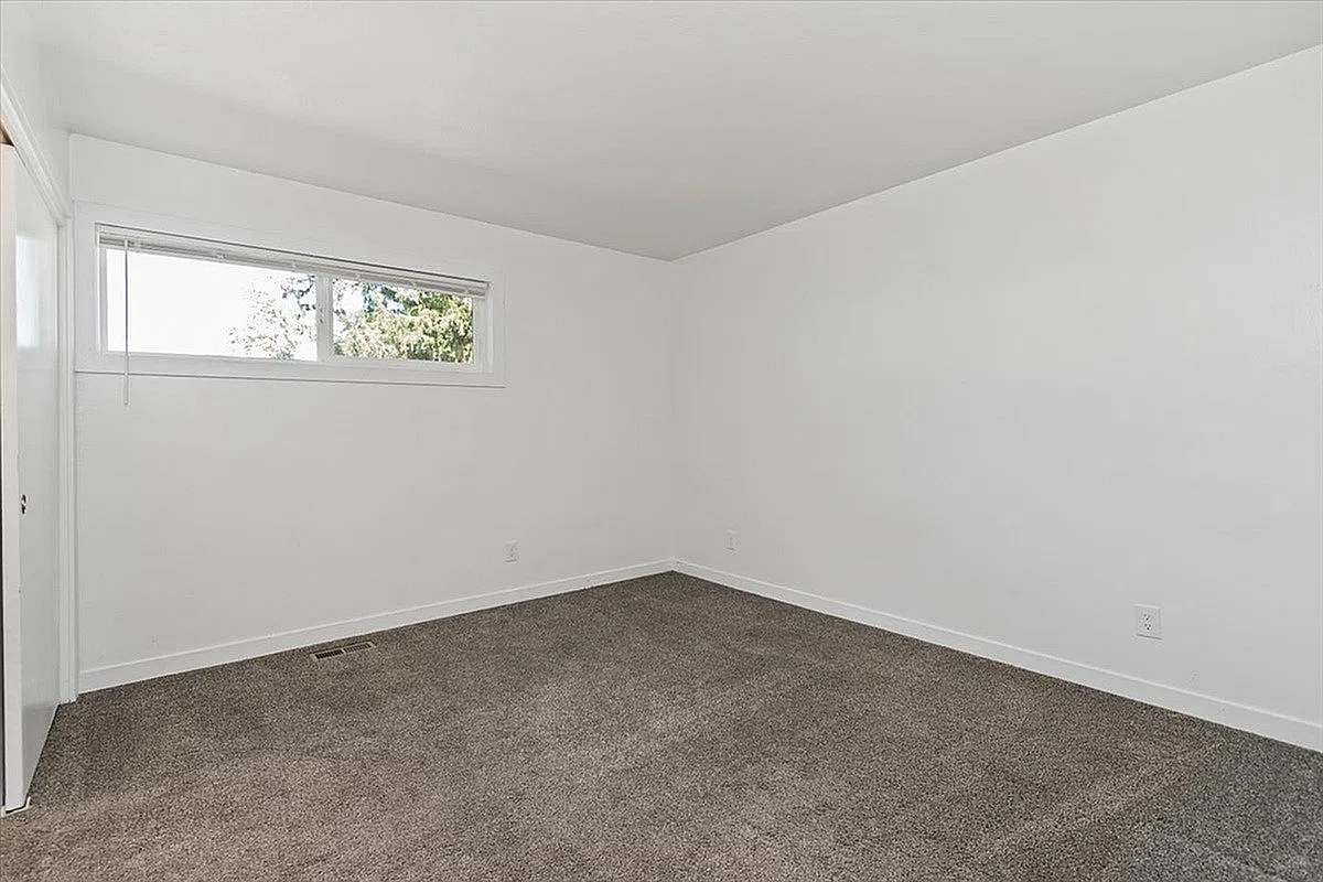 Aspen Apartments — Photo 1