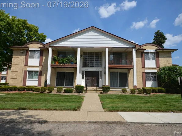 29257 Hayes Rd APT 7, Warren, MI 48088