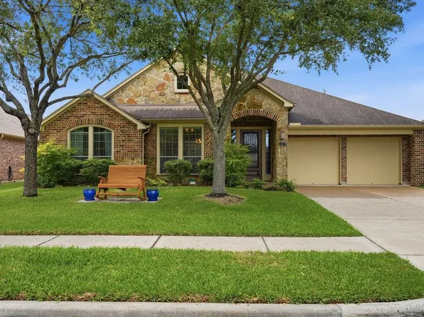 527 Jordan Creek Ct, League City, TX 77573