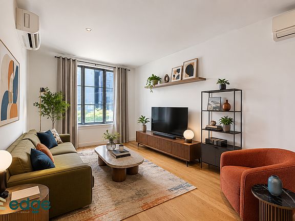 3rd image of 82 Jefferson St #2G
