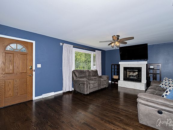 2nd image of 26454 W Shannon Ave