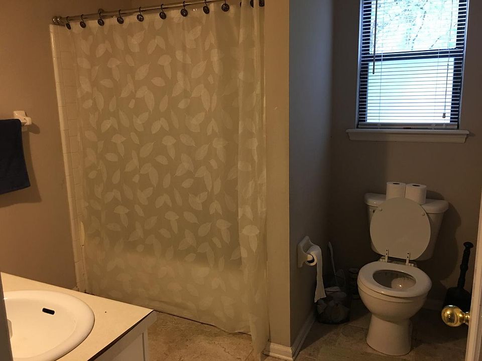 1st image of 2797 Beechwood Knls