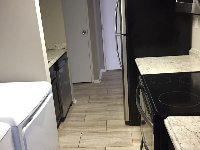 Orchard Hills Apartments — Photo 9