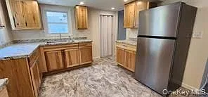 3 bed, 1.0 bath, 1040 sqft, $2,000 — Photo 1