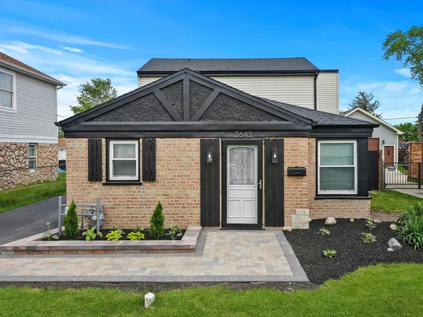 2643 Atlantic St, Franklin Park, IL 60131