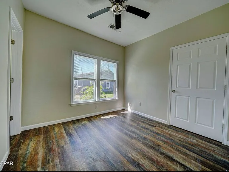 266 N East Ave #266 — Photo 8