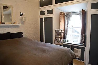 Rented by Ozymandius Realty