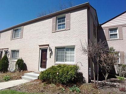 Lovely End Unit Condo