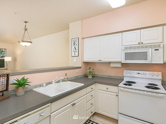 4th image of 15302 40th Ave W #3101