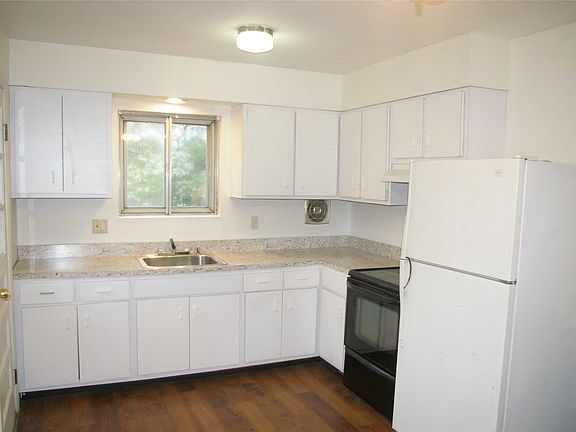 5th image of 7 Overton Ave