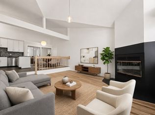 30 Chapman St UNIT 304, Weymouth, MA 02189