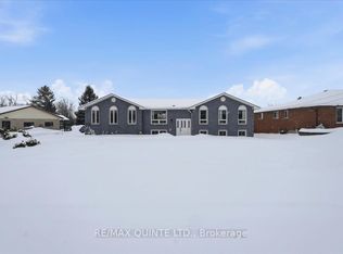 94 Cloverleaf Dr, Belleville, ON K8N 4Z5