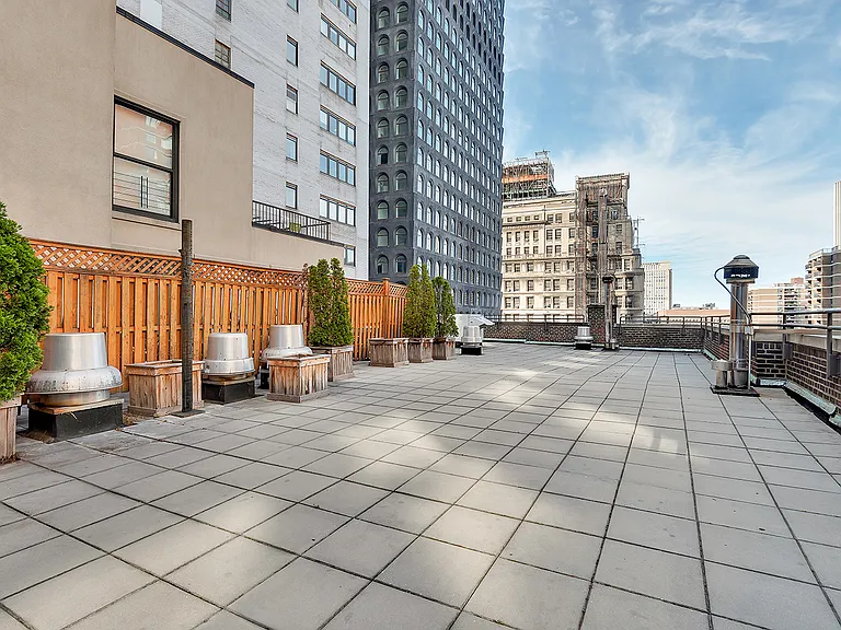 85 John St #4M — Photo 7