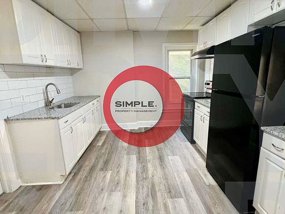 3rd image of 417 King St #A