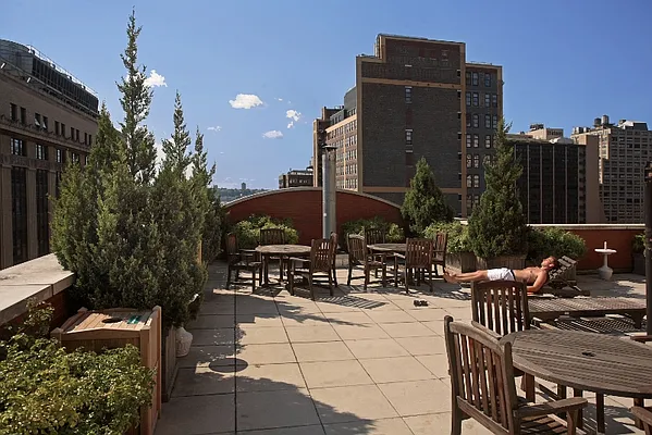 Rented by Chelsea Place | media 3